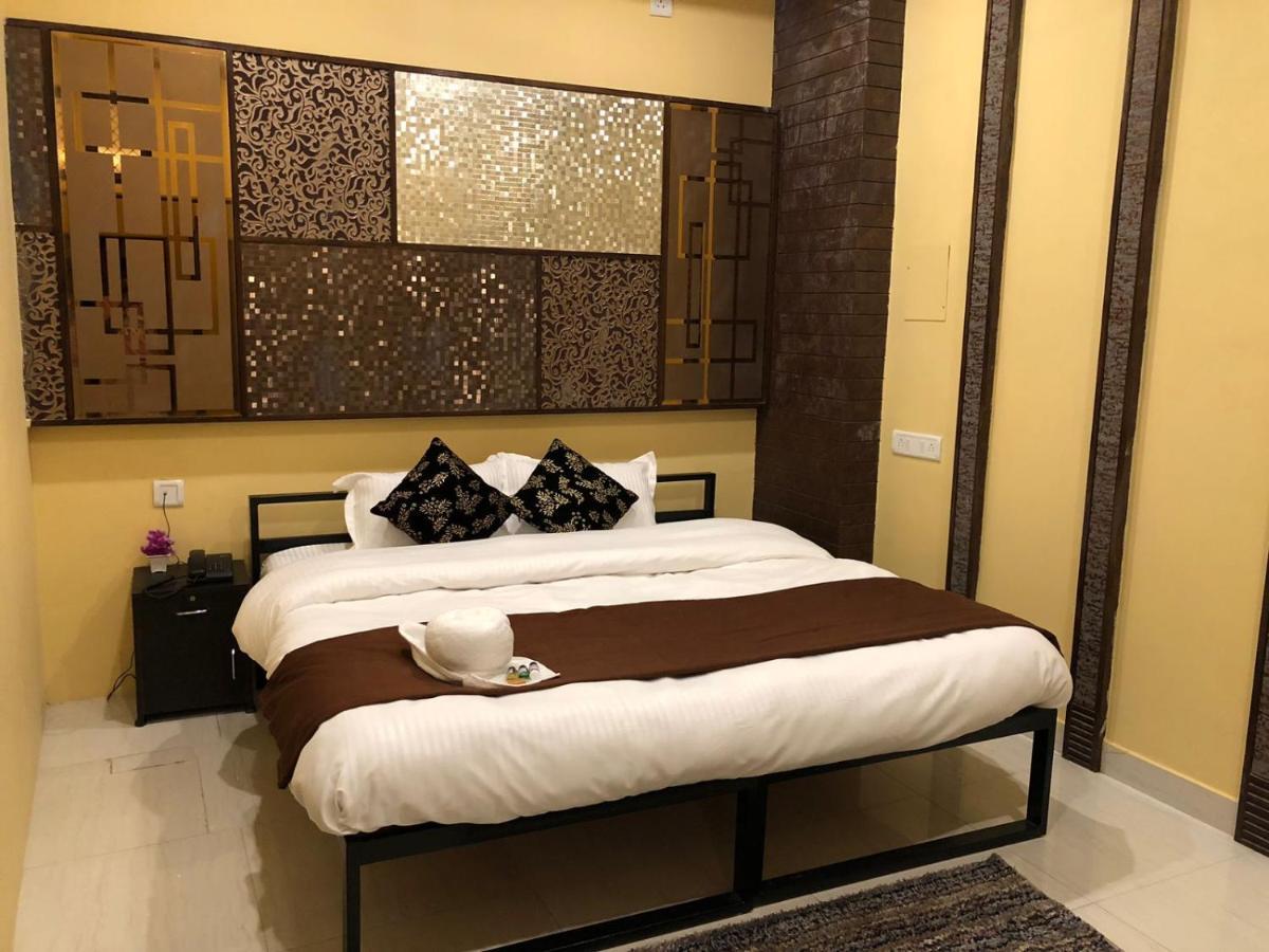 The Madaar House Hotel Varanasi Ngoại thất bức ảnh