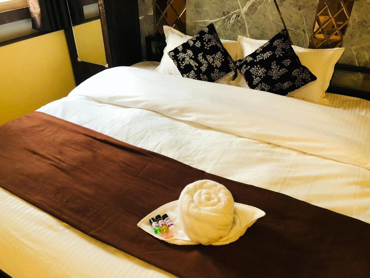 The Madaar House Hotel Varanasi Ngoại thất bức ảnh